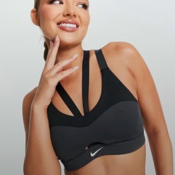 Nike Dri-FIT Indy Women's Light Support Padded Strappy Cutout Sports Bra Size M - Picture 1 of 6
